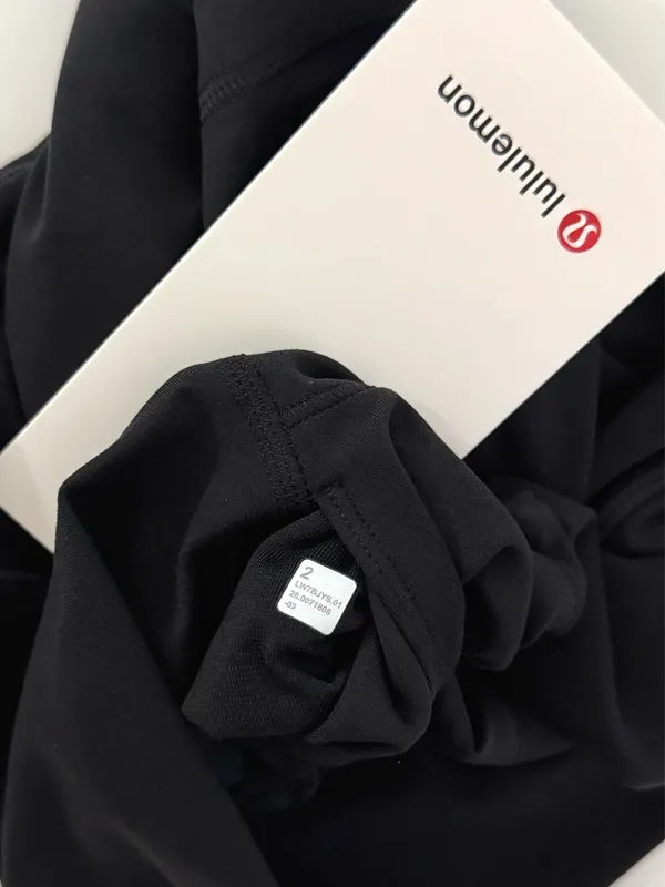 Lululemon Align High-Rise Short 4” Black Size 2 - Image 3