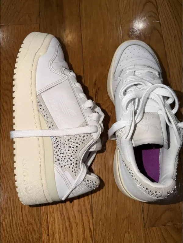 Size 6.5 US Women’s Adidas Forum Bold Crystal White Women - Image 4