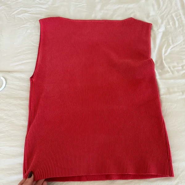 Abercrombie thick red ribbed tank - Image 4