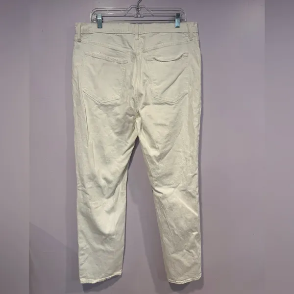 Abercrombie and Fitch 90s‎ Straight high rise LONG white jeans - Image 3