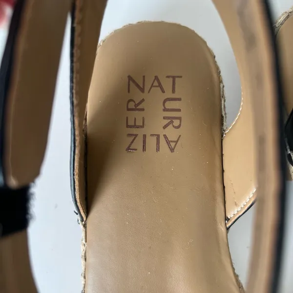 Naturalizer Gionni open toe black sandals 8 - Image 7