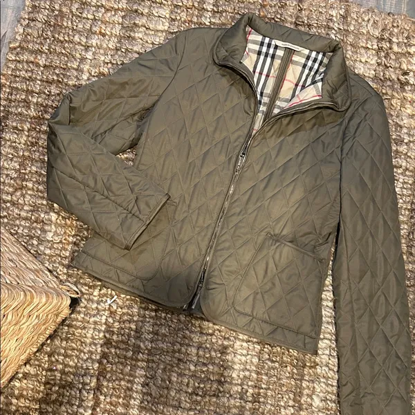 Burberry Check Cuff Quilted Jacket - Image 2