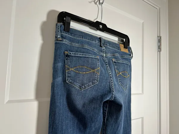 Size 4 Abercrombie and Fitch bootcut flare jeans - Image 7