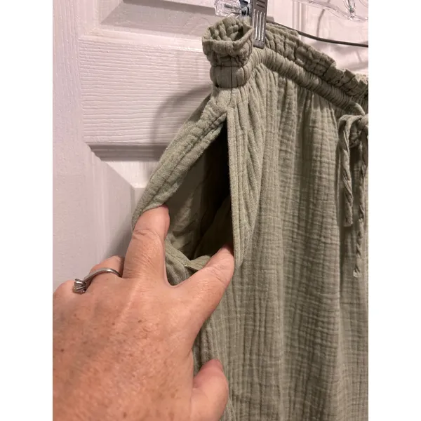 Universal Thread Sage Green Cotton Gauze Wide Leg Pants Womens Large High Rise - Image 2