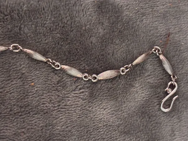 Vintage Swarovski Silver Toned Necklace With Swan Tag - Image 5