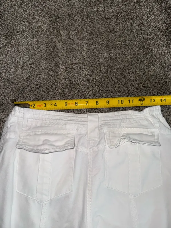Brandy Melville White Cargo Pants with Bungee Cord Details - Image 4