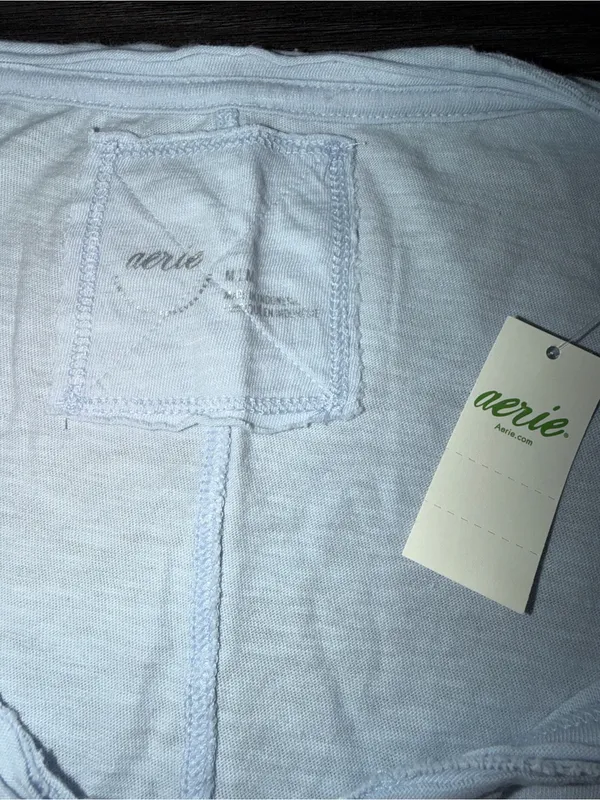 Aerie women’s happiest v-neck crop top shirt light blue - Image 3