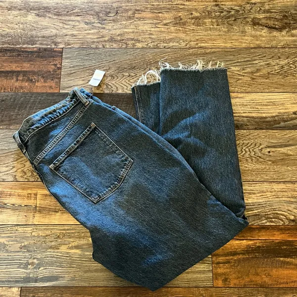 Old Navy high rise Slouchy straight jeans size 14 - Image 3