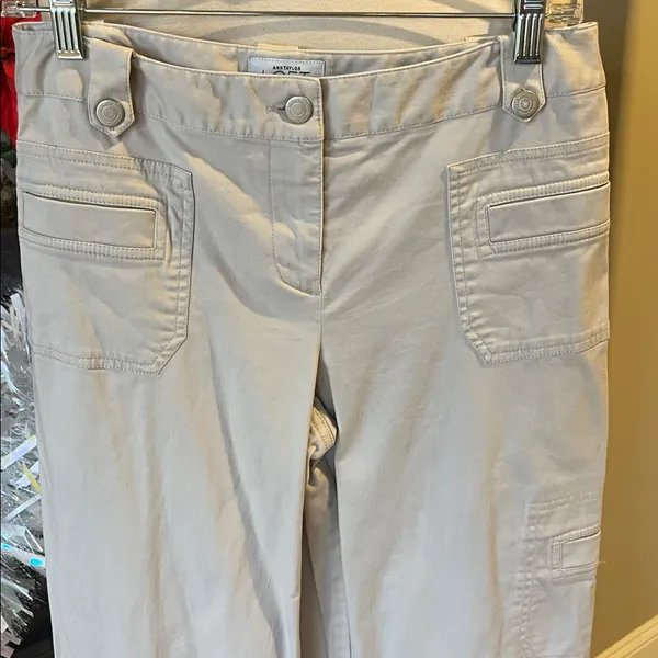 Ann Taylor Loft Wide Leg Flare Khakis Womens 4 - Image 5