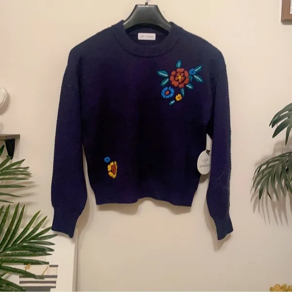 Lost + Wander Sweet Bouquet Pullover Sweater Navy Floral Size Small NWT - Image 2