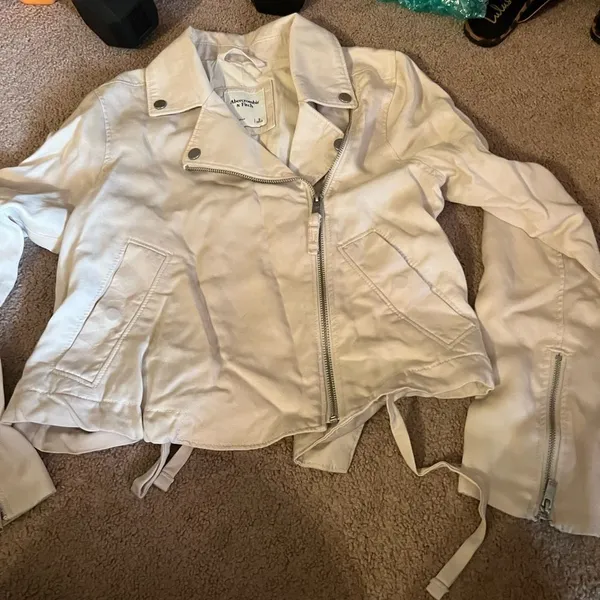 Abercrombie asymmetrical jacket small‎ - Image 4