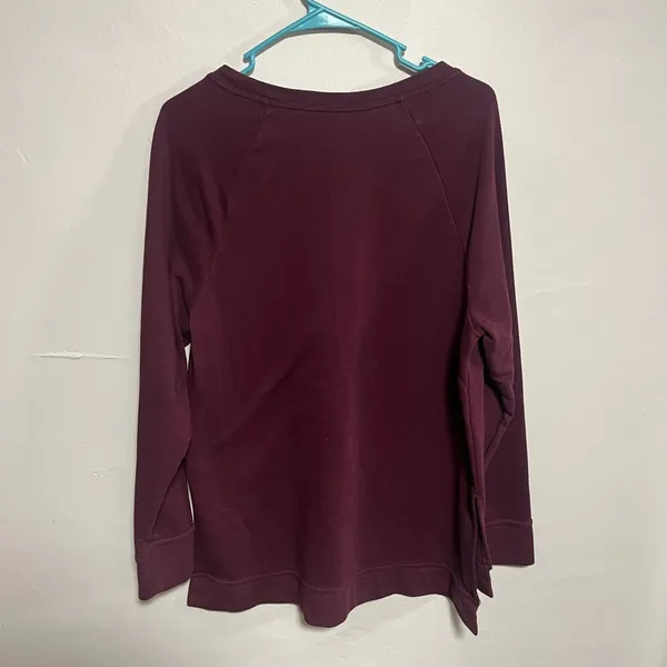 Avia Crewneck - Image 4