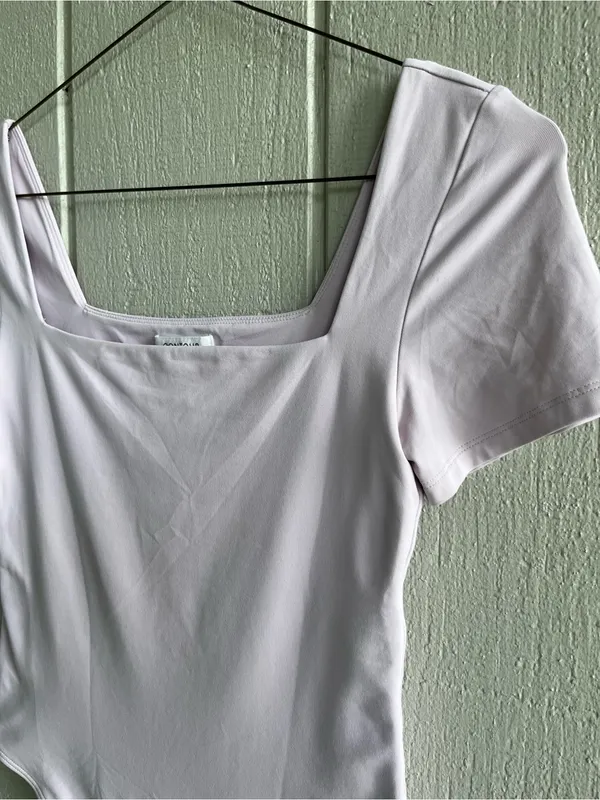 Aritzia Original Contour Manner Squareneck Bodysuit‎ Lilac Purple Size M - Image 2