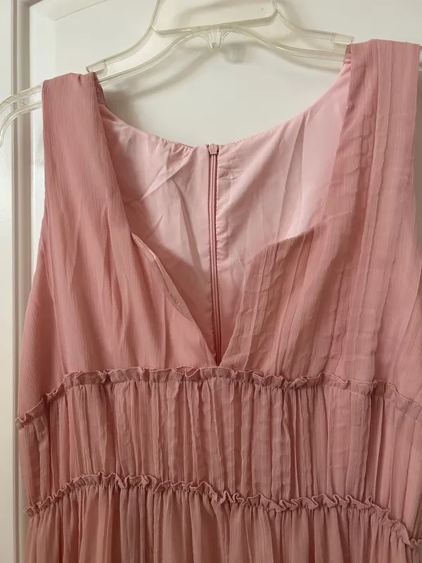 Bella Hudson Flowy Rose Dress - Image 4