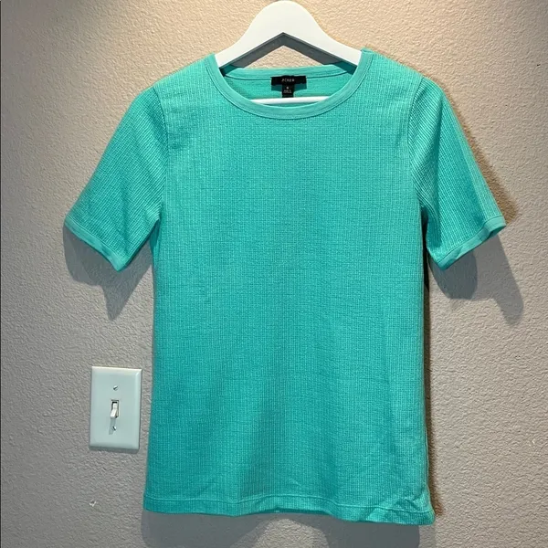 J. Crew Women’s Waffle Textured Mint Green T Shirt Size Small - Image 2