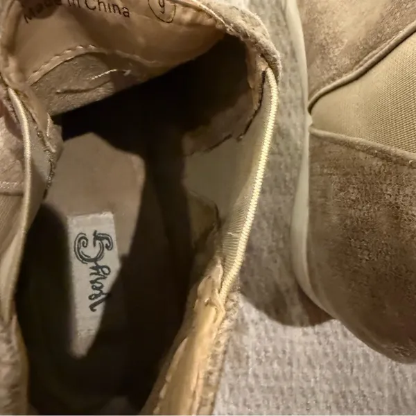 Very G Taupe Hidden Wedge Slip On Sneaker Booties Women’s 9 - Image 7