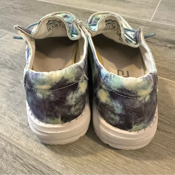 Hey Dude Shoes Youth 4 Womens 5 Wendy Tie Dye Ocean Storm Sneakers Flats - Image 3