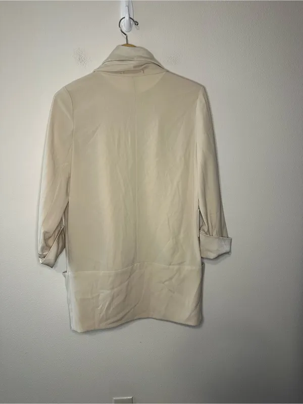 NWT Aritzia wilfred chevalier blazer cool beige office preppy minimalist sz 10 - Image 4