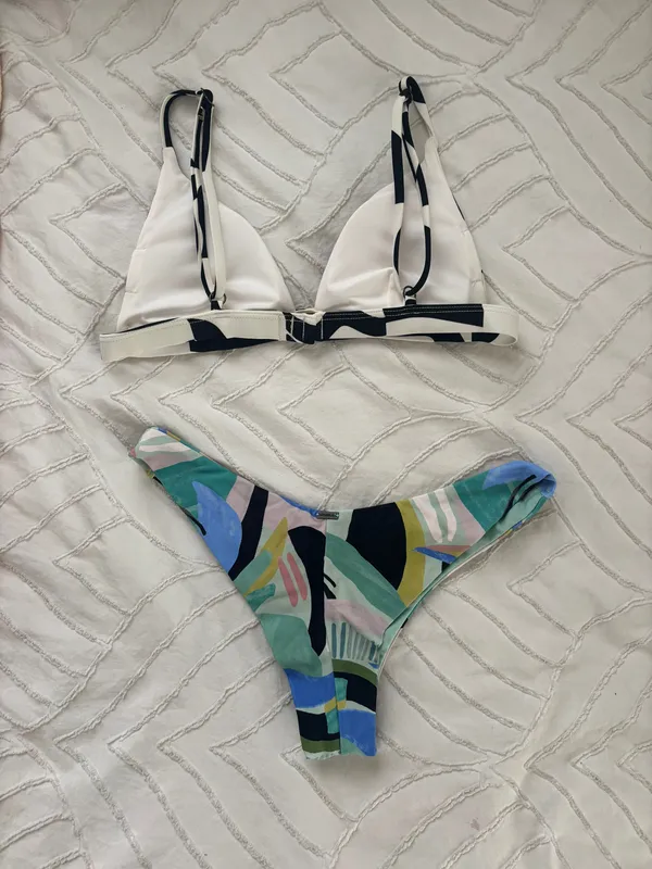 Bikini - Image 4