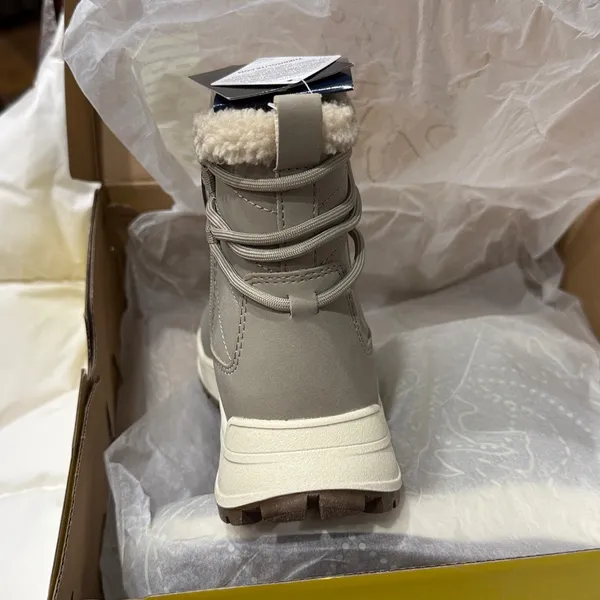 Khombu Sarah Water‎ Repellent Ankle Boots Size 8 - Image 3