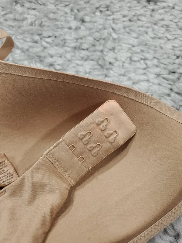 READ Skims Wireless Form T-shirt Demi Bra Size 34C Tan Nude - Image 10