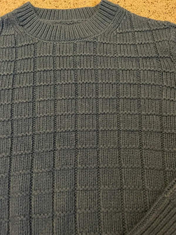 American Eagle sweater - Image 2
