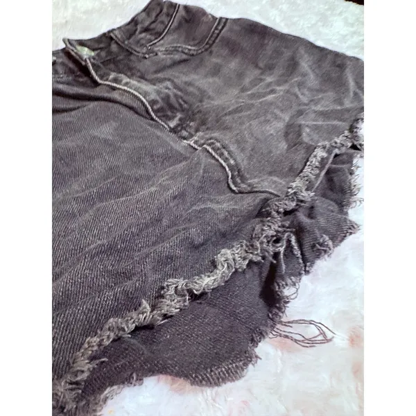 BDG Urban Outfitters Black Distressed Denim Mom Skirt Frayed‎ Hem Size W25 L32 - Image 4