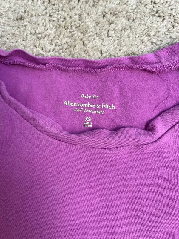 Abercrombie & Fitch Magenta Essentials Baby Tee - Image 4