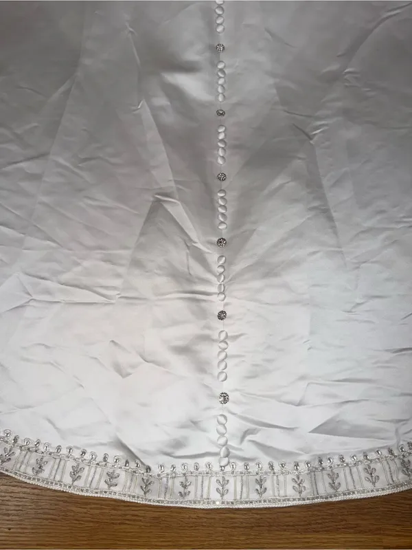 Spectacular Vintage Y2K Dere Kiang Heavily Beaded Wedding Gown - Image 7