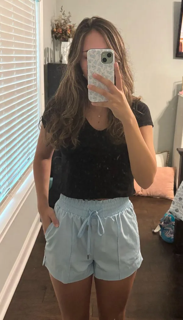 Blue shorts - Image 3