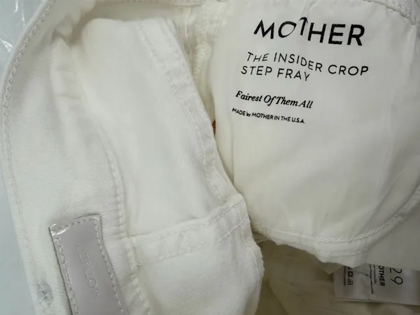 Mother Jeans Women’s 29 White Denim the Insider Crop Step Fray 27” FLAW - Image 9