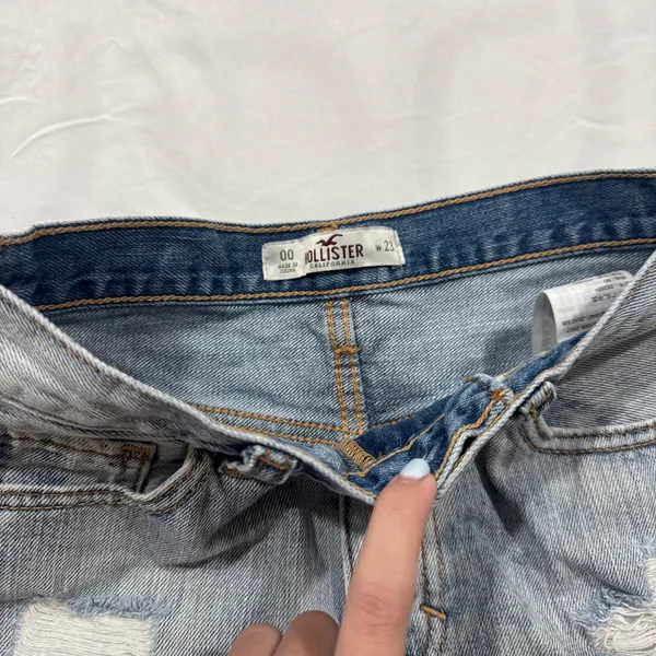 Hollister Jean Shorts - Image 3
