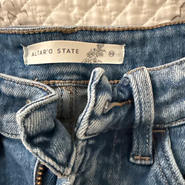 Old Navy Shorts - Image 2