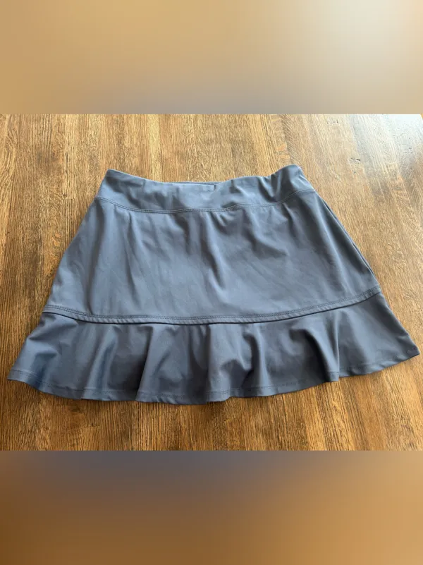 Tommy Bahama Golf Navy Skort - Size M Activewear Golf Tennis Pickleball - Image 2