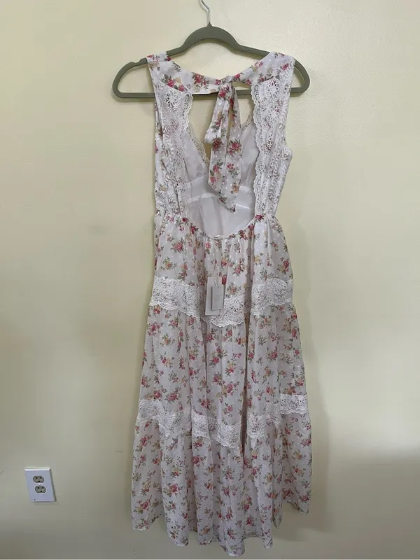 NEW Altar’d State White Floral Midi / Maxi Dress Size Medium NWT - Image 7