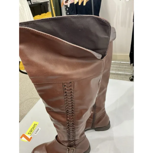 Womans Riding Boots 8 Brown 1/4 Zip Buckle Strap Braiding Detail - Image 3
