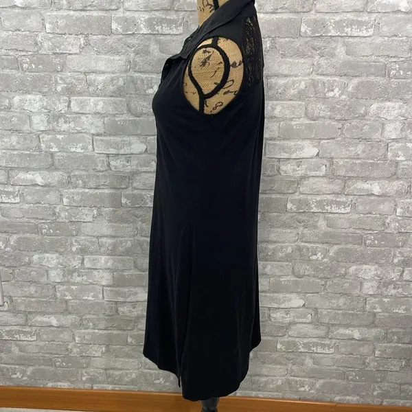 Aventura Black Lack Back Sleeveless Dress - Image 3