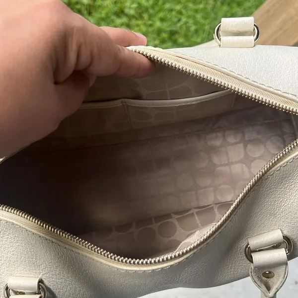 Vintage Y2K Kate Spade White Leather Barrel Satchel Handbag - Image 8