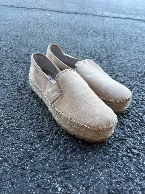 Circus by Sam Edelman Beige Suede Espadrille Platform Slip-On Shoes Size 7.5 - Image 2