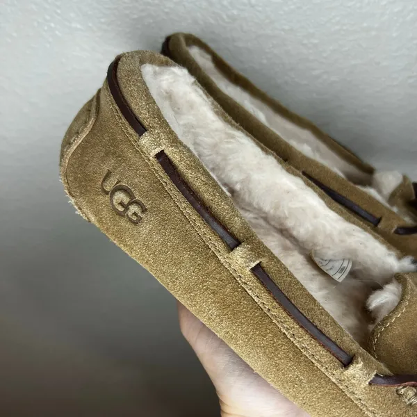 UGG Dakota Suede Moccasin Slippers in chestnut tan brown WOMENS 9 - Image 2