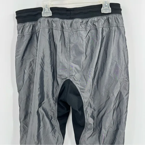 Nike Woven T2 Training Joggers Women M Gray Mesh Lined Tapered Track Pants - Image 6