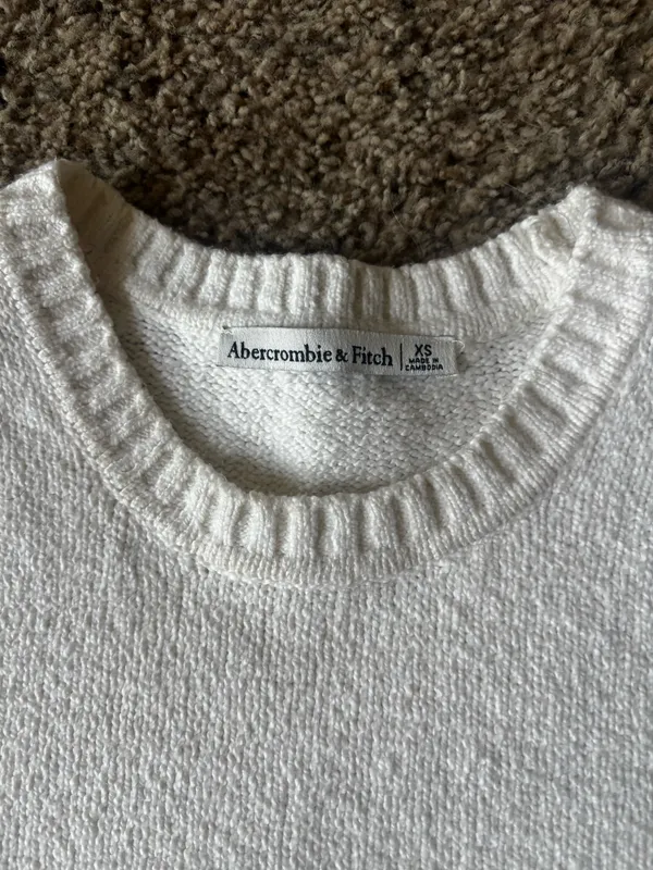 Abercrombie Sweater top - Image 2
