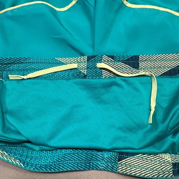 Nike Women's Dri-FIT Tempo Running Shorts - Image 2