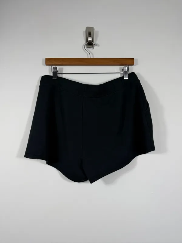 Quince Women’s Black Fleece Lounge Shorts Pull On Athleisure Size L - Image 2