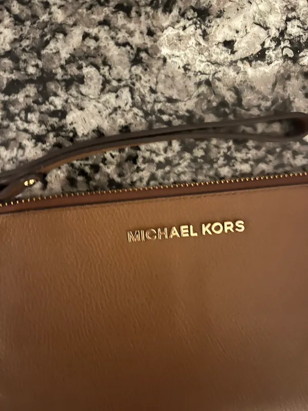Michael Kors Wallet - Image 2