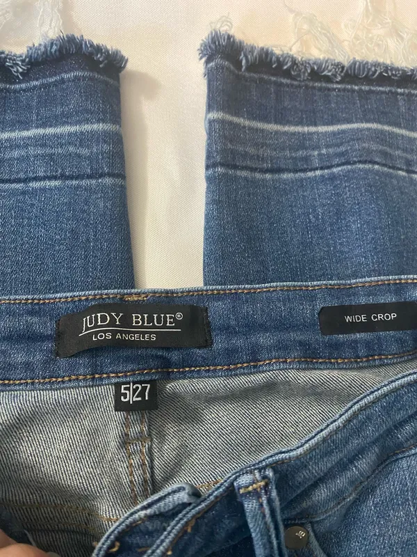 Judy Blue Wide Crop High-Rise Jeans - Image 2