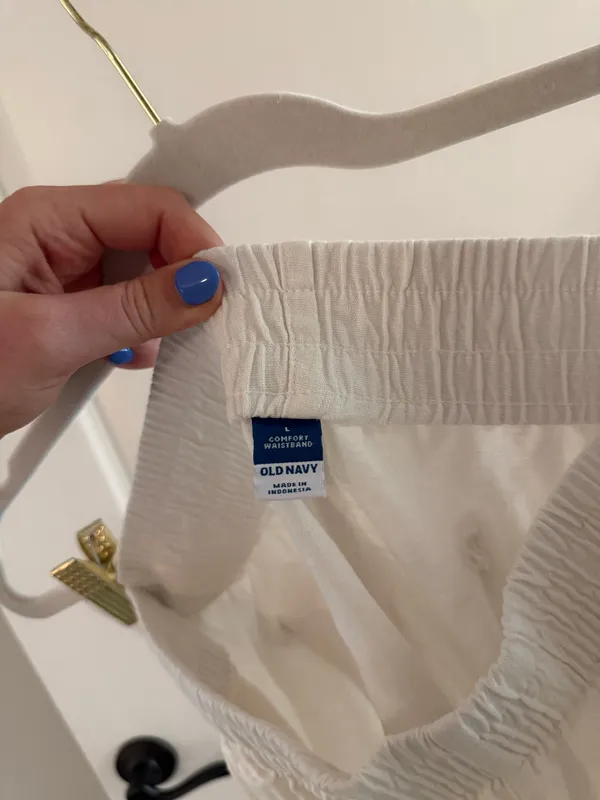 Old Navy Shorts - Image 3