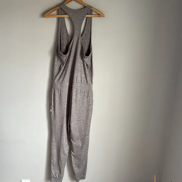 Vuori Lux Harem Jumpsuit in Heather gray Small - Image 3
