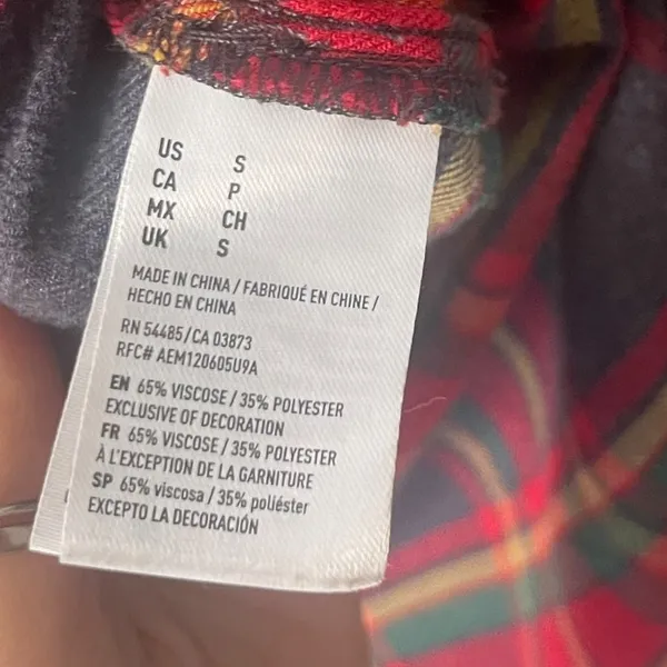 American Eagle Women's Size Small Amazingly‎ Soft Red Plaid Flannel Button Up - Image 5