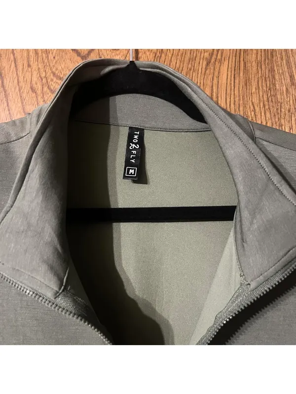 Two Fly Olive Green Half - Image 3